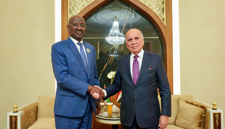 وزير الشؤون الخارجية يجري مباحثات مع نظيره العراقي